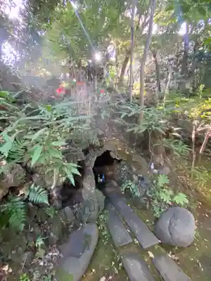 四合稲荷神社(東京都)