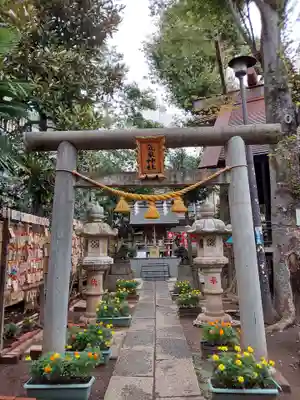 高円寺氷川神社の末社・摂社