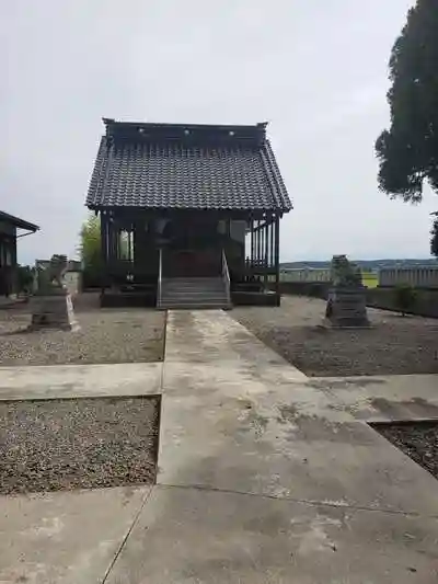 小泉神社の本殿