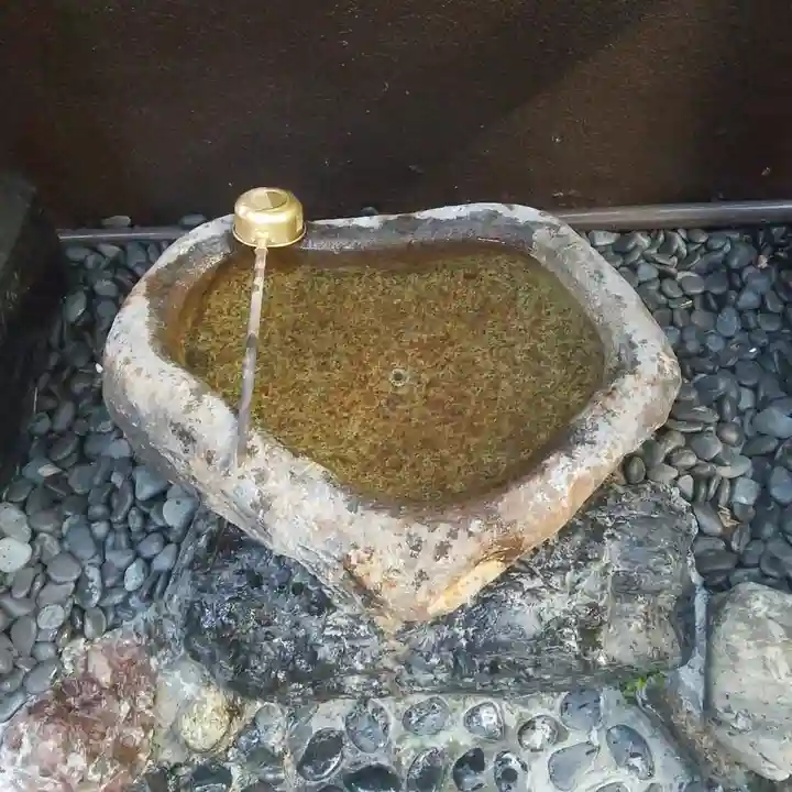 常盤稲荷神社の手水舎