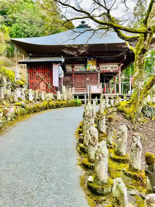 金昌寺の{uncategorized: "未分類", other: "その他", undefined: "問題あり", building: "その他建物", grave: "お墓", sacred_gate: "鳥居", guardian: "狛犬", statue: "像", buddha: "仏像", history: "歴史", nature: "自然", garden: "庭園", animal: "動物", pagoda: "塔", temizu: "手水舎", mountain_gate: "山門・神門", sanctuary: "本殿・本堂", subordinate: "末社・摂社", art: "芸術", scenery: "景色", jizo: "地蔵", ema: "絵馬", goshuin: "御朱印", omikuji: "おみくじ", items: "授与品その他", amulet: "お守り", goshuincho: "御朱印帳", eats: "食事", festival: "お祭り", votive_dance: "神楽", shichigosan: "七五三参", wedding: "結婚式", experience: "体験その他", initially: "初詣", around: "周辺", anti_infection: "感染症対策"}