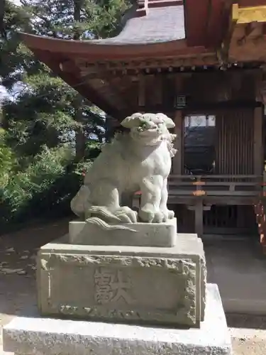 素鵞神社の狛犬