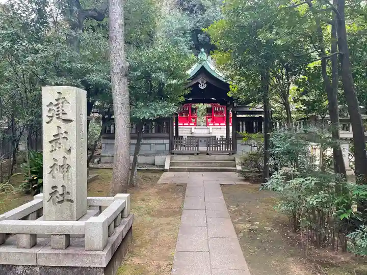 白金氷川神社の末社・摂社