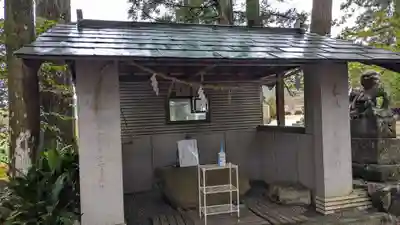 小村神社の手水舎