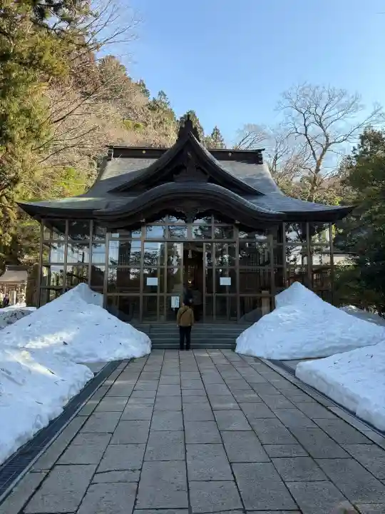 金剱宮の{uncategorized: "未分類", other: "その他", undefined: "問題あり", building: "その他建物", grave: "お墓", sacred_gate: "鳥居", guardian: "狛犬", statue: "像", buddha: "仏像", history: "歴史", nature: "自然", garden: "庭園", animal: "動物", pagoda: "塔", temizu: "手水舎", mountain_gate: "山門・神門", sanctuary: "本殿・本堂", subordinate: "末社・摂社", art: "芸術", scenery: "景色", jizo: "地蔵", ema: "絵馬", goshuin: "御朱印", omikuji: "おみくじ", items: "授与品その他", amulet: "お守り", goshuincho: "御朱印帳", eats: "食事", festival: "お祭り", votive_dance: "神楽", shichigosan: "七五三参", wedding: "結婚式", experience: "体験その他", initially: "初詣", around: "周辺", anti_infection: "感染症対策"}