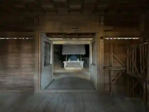 船越鉈切神社の本殿・本堂