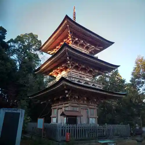 岩殿山安楽寺（吉見観音）の塔