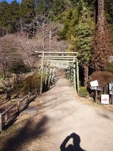 八王寺の鳥居