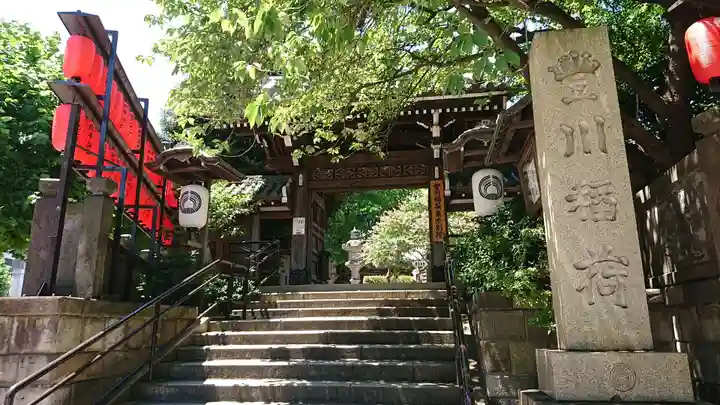 豊川稲荷東京別院の山門・神門