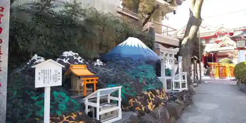 京濱伏見稲荷神社の末社・摂社