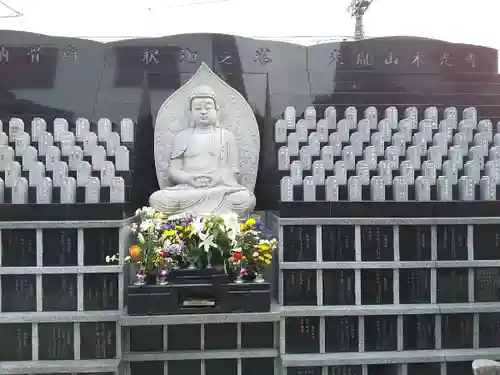 光胤山 大野本光寺の仏像