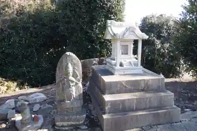 素鵞神社の仏像