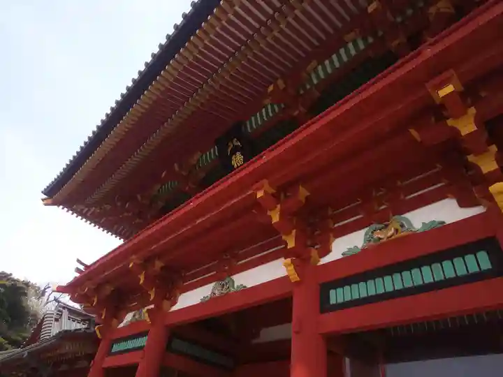 鶴岡八幡宮の山門・神門