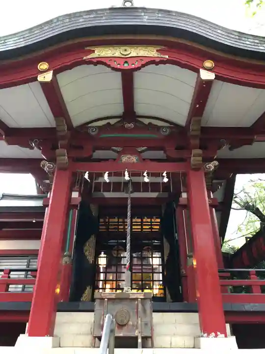 市谷亀岡八幡宮の本殿・本堂