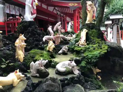 京濱伏見稲荷神社の狛犬