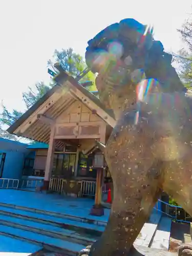 白石神社の狛犬