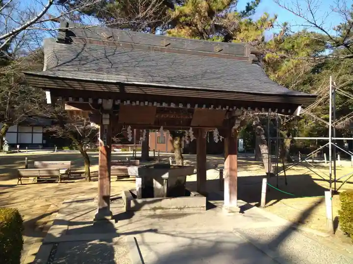 武田神社の手水舎