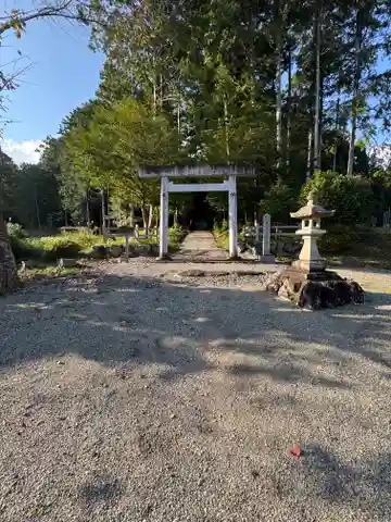 粟生八柱神社(三重県)
