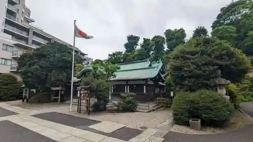 白金氷川神社の本殿