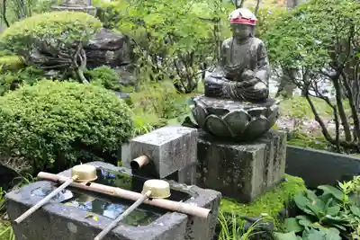 長命寺の手水舎