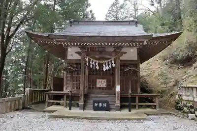 秩父若御子神社の本殿・本堂