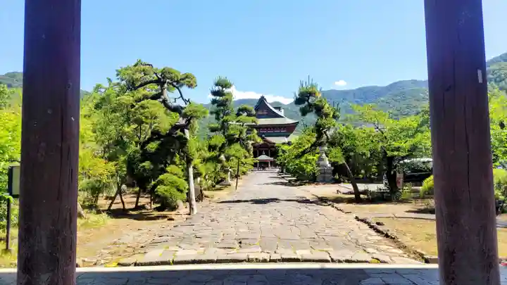 甲斐善光寺(山梨県)