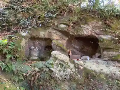 船越鉈切神社の塔
