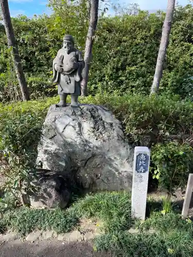 法雲寺の像