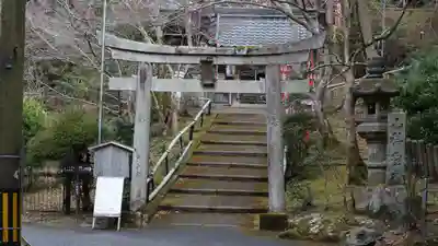 山科聖天 雙林院（双林院）　の鳥居