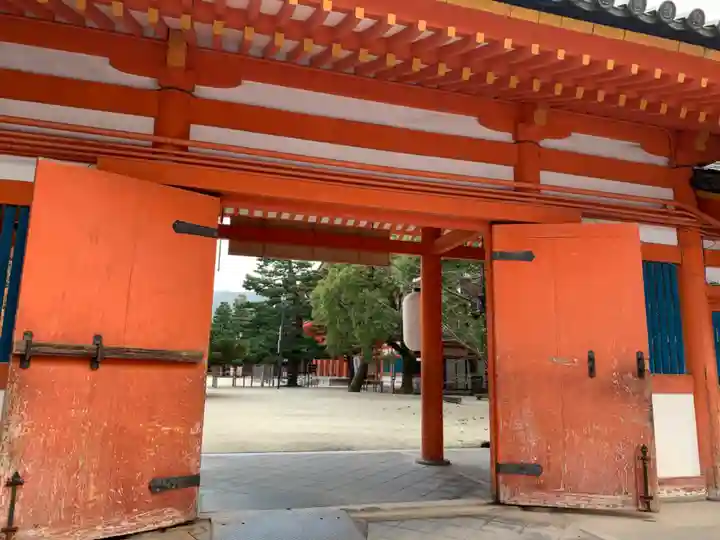 平安神宮の山門・神門