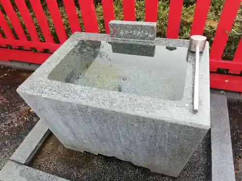 アクアシティお台場神社の手水舎