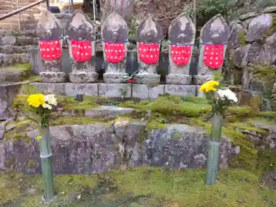 瓦屋寺の地蔵