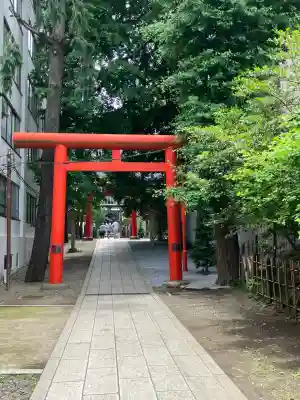花園神社の鳥居