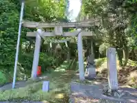 石部神社の{uncategorized: "未分類", other: "その他", undefined: "問題あり", building: "その他建物", grave: "お墓", sacred_gate: "鳥居", guardian: "狛犬", statue: "像", buddha: "仏像", history: "歴史", nature: "自然", garden: "庭園", animal: "動物", pagoda: "塔", temizu: "手水舎", mountain_gate: "山門・神門", sanctuary: "本殿・本堂", subordinate: "末社・摂社", art: "芸術", scenery: "景色", jizo: "地蔵", ema: "絵馬", goshuin: "御朱印", omikuji: "おみくじ", items: "授与品その他", amulet: "お守り", goshuincho: "御朱印帳", eats: "食事", festival: "お祭り", votive_dance: "神楽", shichigosan: "七五三参", wedding: "結婚式", experience: "体験その他", initially: "初詣", around: "周辺", anti_infection: "感染症対策"}