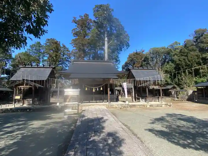 豊受大神社の{uncategorized: "未分類", other: "その他", undefined: "問題あり", building: "その他建物", grave: "お墓", sacred_gate: "鳥居", guardian: "狛犬", statue: "像", buddha: "仏像", history: "歴史", nature: "自然", garden: "庭園", animal: "動物", pagoda: "塔", temizu: "手水舎", mountain_gate: "山門・神門", sanctuary: "本殿・本堂", subordinate: "末社・摂社", art: "芸術", scenery: "景色", jizo: "地蔵", ema: "絵馬", goshuin: "御朱印", omikuji: "おみくじ", items: "授与品その他", amulet: "お守り", goshuincho: "御朱印帳", eats: "食事", festival: "お祭り", votive_dance: "神楽", shichigosan: "七五三参", wedding: "結婚式", experience: "体験その他", initially: "初詣", around: "周辺", anti_infection: "感染症対策"}