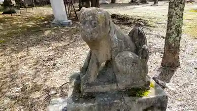 野花南神社の狛犬