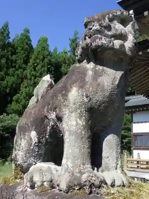白鳥神社の狛犬