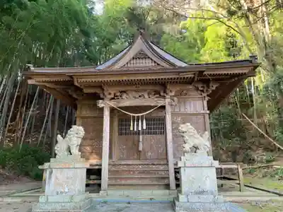 八幡神社の本殿・本堂