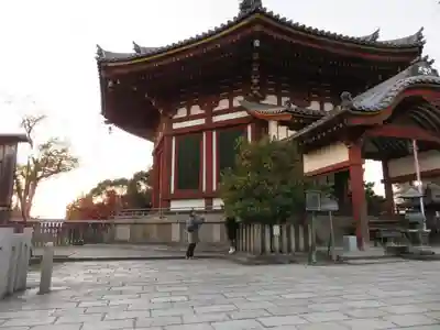 興福寺の本殿・本堂