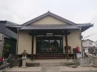 薬師寺の本殿・本堂