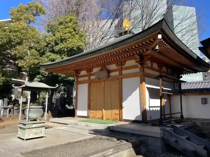 大泉寺の{uncategorized: "未分類", other: "その他", undefined: "問題あり", building: "その他建物", grave: "お墓", sacred_gate: "鳥居", guardian: "狛犬", statue: "像", buddha: "仏像", history: "歴史", nature: "自然", garden: "庭園", animal: "動物", pagoda: "塔", temizu: "手水舎", mountain_gate: "山門・神門", sanctuary: "本殿・本堂", subordinate: "末社・摂社", art: "芸術", scenery: "景色", jizo: "地蔵", ema: "絵馬", goshuin: "御朱印", omikuji: "おみくじ", items: "授与品その他", amulet: "お守り", goshuincho: "御朱印帳", eats: "食事", festival: "お祭り", votive_dance: "神楽", shichigosan: "七五三参", wedding: "結婚式", experience: "体験その他", initially: "初詣", around: "周辺", anti_infection: "感染症対策"}