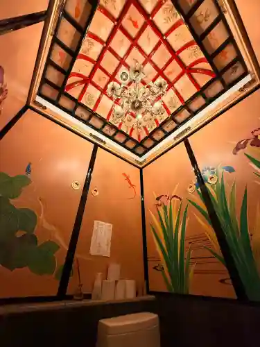 大杉神社の{uncategorized: "未分類", other: "その他", undefined: "問題あり", building: "その他建物", grave: "お墓", sacred_gate: "鳥居", guardian: "狛犬", statue: "像", buddha: "仏像", history: "歴史", nature: "自然", garden: "庭園", animal: "動物", pagoda: "塔", temizu: "手水舎", mountain_gate: "山門・神門", sanctuary: "本殿・本堂", subordinate: "末社・摂社", art: "芸術", scenery: "景色", jizo: "地蔵", ema: "絵馬", goshuin: "御朱印", omikuji: "おみくじ", items: "授与品その他", amulet: "お守り", goshuincho: "御朱印帳", eats: "食事", festival: "お祭り", votive_dance: "神楽", shichigosan: "七五三参", wedding: "結婚式", experience: "体験その他", initially: "初詣", around: "周辺", anti_infection: "感染症対策"}