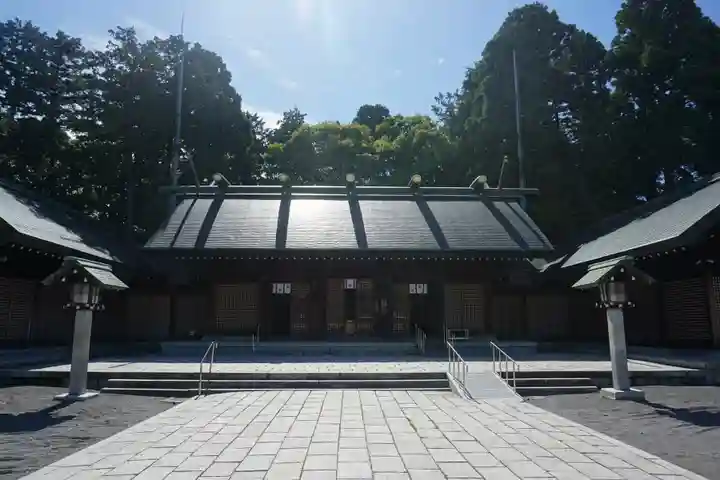 石川護國神社の本殿・本堂