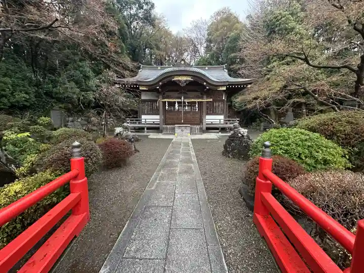 貫井神社の{uncategorized: "未分類", other: "その他", undefined: "問題あり", building: "その他建物", grave: "お墓", sacred_gate: "鳥居", guardian: "狛犬", statue: "像", buddha: "仏像", history: "歴史", nature: "自然", garden: "庭園", animal: "動物", pagoda: "塔", temizu: "手水舎", mountain_gate: "山門・神門", sanctuary: "本殿・本堂", subordinate: "末社・摂社", art: "芸術", scenery: "景色", jizo: "地蔵", ema: "絵馬", goshuin: "御朱印", omikuji: "おみくじ", items: "授与品その他", amulet: "お守り", goshuincho: "御朱印帳", eats: "食事", festival: "お祭り", votive_dance: "神楽", shichigosan: "七五三参", wedding: "結婚式", experience: "体験その他", initially: "初詣", around: "周辺", anti_infection: "感染症対策"}