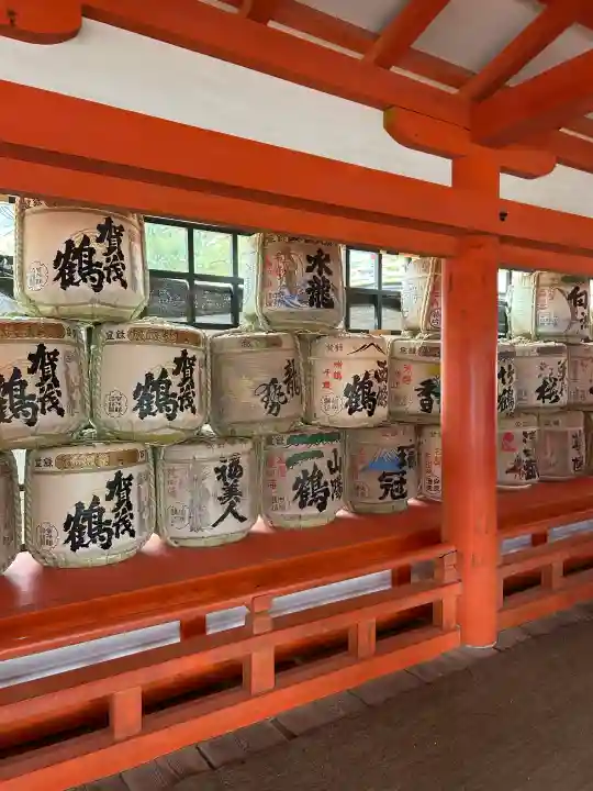 厳島神社の{uncategorized: "未分類", other: "その他", undefined: "問題あり", building: "その他建物", grave: "お墓", sacred_gate: "鳥居", guardian: "狛犬", statue: "像", buddha: "仏像", history: "歴史", nature: "自然", garden: "庭園", animal: "動物", pagoda: "塔", temizu: "手水舎", mountain_gate: "山門・神門", sanctuary: "本殿・本堂", subordinate: "末社・摂社", art: "芸術", scenery: "景色", jizo: "地蔵", ema: "絵馬", goshuin: "御朱印", omikuji: "おみくじ", items: "授与品その他", amulet: "お守り", goshuincho: "御朱印帳", eats: "食事", festival: "お祭り", votive_dance: "神楽", shichigosan: "七五三参", wedding: "結婚式", experience: "体験その他", initially: "初詣", around: "周辺", anti_infection: "感染症対策"}