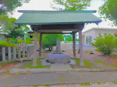 熊野神社（熊之庄）の手水舎