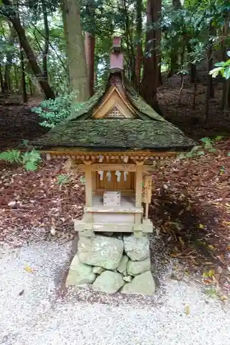 高鴨神社の末社