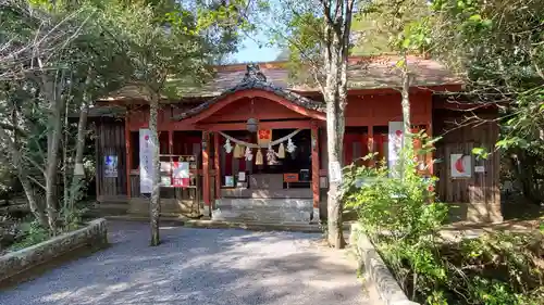 犬丸天満宮の本殿