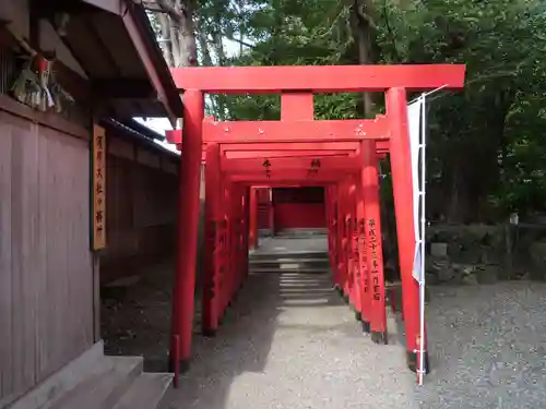 須原大社の末社・摂社