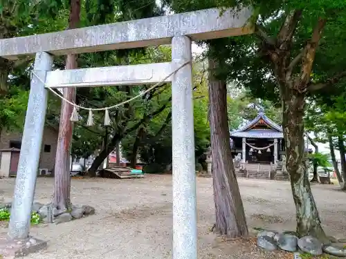 神明神社の鳥居